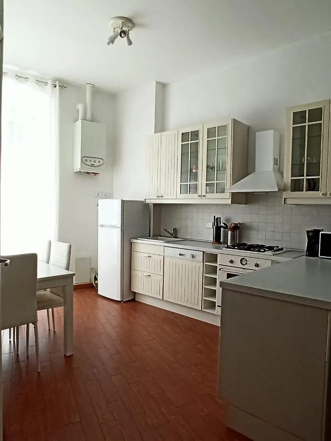 Spezialhouse Apartment La Spezia
